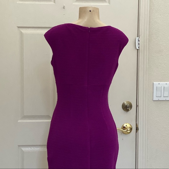 “AMERICAN GIRL” 💜 Super Sexy & Chic Purple Dress - Picture 4 of 16